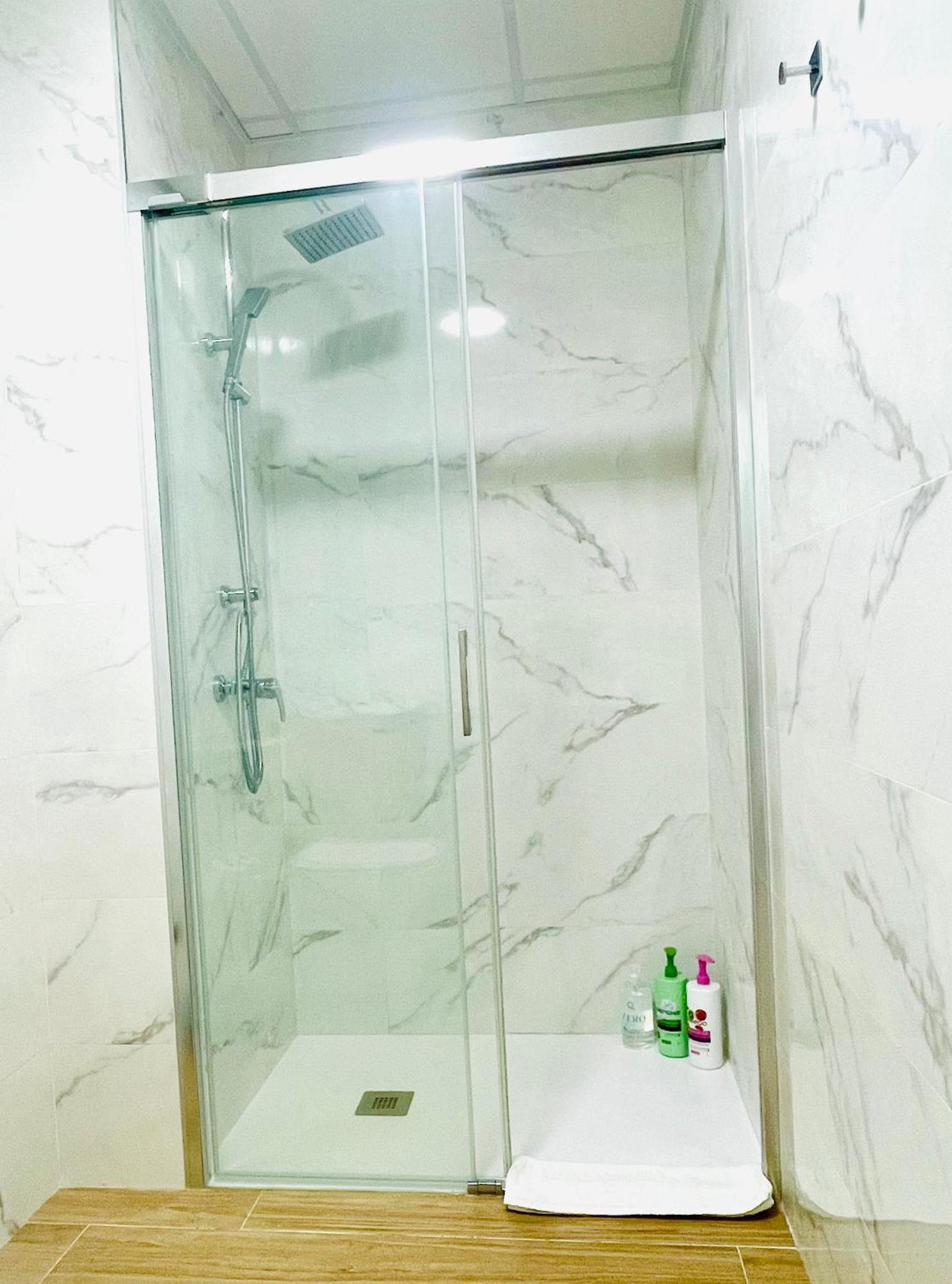 Completo Y Bello Apartamento En Málaga Eksteriør billede